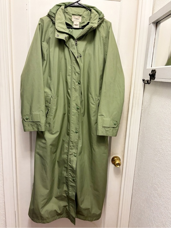 L.L. Bean Jackets & Blazers - L.L. Bean Wharf Street Raincoat Full Length Size XL Color Green